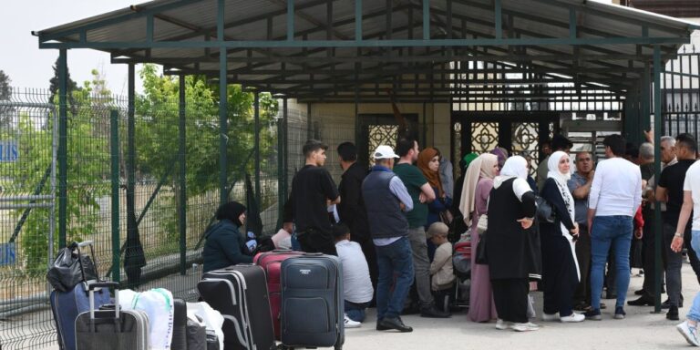 Syrian returning homeland.. Image source: wikimedia