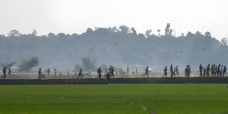 Human Rights Watch Calls on Bangladesh to Grant Rohingya Protection