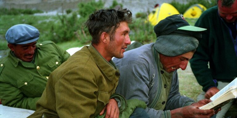 إدانة ترحيل عشرات الأويغور من تايلاند إلى الصين 